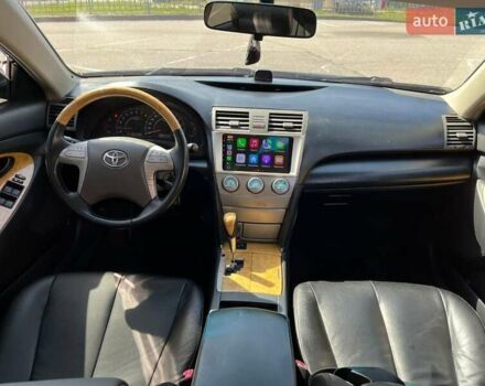 Черный Тойота Камри, объемом двигателя 2.36 л и пробегом 260 тыс. км за 8800 $, фото 28 на Automoto.ua