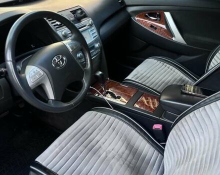 Черный Тойота Камри, объемом двигателя 2.36 л и пробегом 189 тыс. км за 12000 $, фото 6 на Automoto.ua