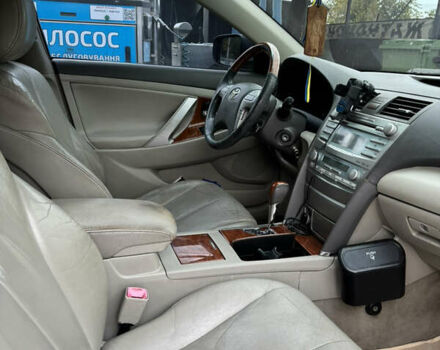 Чорний Тойота Камрі, об'ємом двигуна 3.5 л та пробігом 280 тис. км за 8200 $, фото 9 на Automoto.ua
