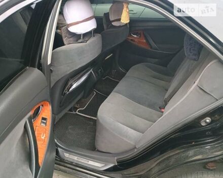 Чорний Тойота Камрі, об'ємом двигуна 2.36 л та пробігом 270 тис. км за 8800 $, фото 2 на Automoto.ua