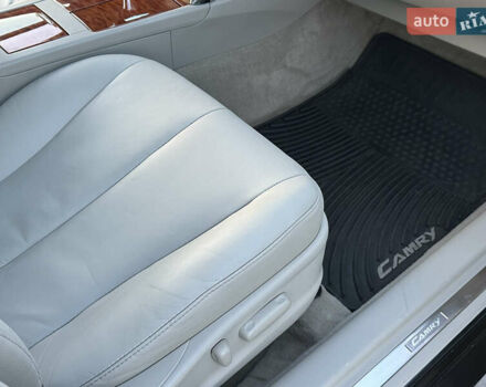 Черный Тойота Камри, объемом двигателя 2.4 л и пробегом 134 тыс. км за 11900 $, фото 51 на Automoto.ua