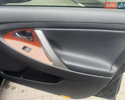 Чорний Тойота Камрі, об'ємом двигуна 3.5 л та пробігом 70 тис. км за 16500 $, фото 9 на Automoto.ua