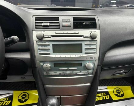 Черный Тойота Камри, объемом двигателя 2.4 л и пробегом 290 тыс. км за 8000 $, фото 12 на Automoto.ua