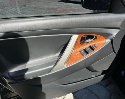 Черный Тойота Камри, объемом двигателя 2.4 л и пробегом 310 тыс. км за 7500 $, фото 8 на Automoto.ua