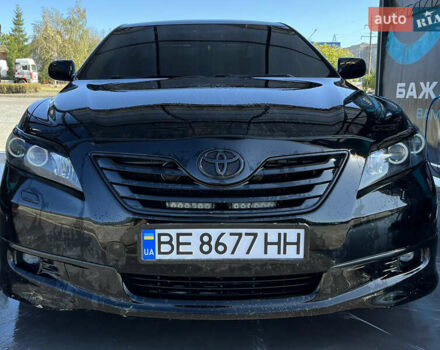 Черный Тойота Камри, объемом двигателя 3.5 л и пробегом 377 тыс. км за 10200 $, фото 3 на Automoto.ua