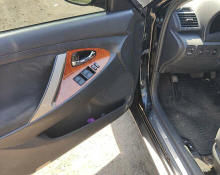 Черный Тойота Камри, объемом двигателя 2.4 л и пробегом 267 тыс. км за 8200 $, фото 15 на Automoto.ua