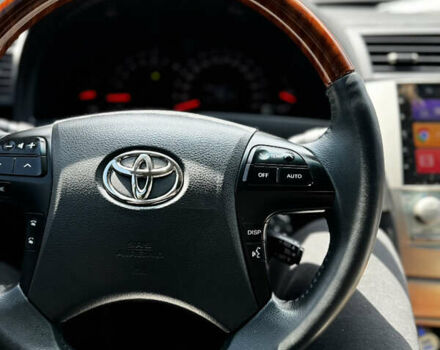 Чорний Тойота Камрі, об'ємом двигуна 3.46 л та пробігом 375 тис. км за 7500 $, фото 5 на Automoto.ua