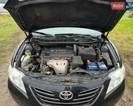 Черный Тойота Камри, объемом двигателя 2.36 л и пробегом 316 тыс. км за 8800 $, фото 33 на Automoto.ua