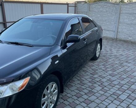 Черный Тойота Камри, объемом двигателя 2.4 л и пробегом 280 тыс. км за 8900 $, фото 1 на Automoto.ua