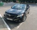 Черный Тойота Камри, объемом двигателя 2.4 л и пробегом 300 тыс. км за 9000 $, фото 1 на Automoto.ua