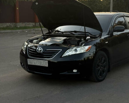 Чорний Тойота Камрі, об'ємом двигуна 3.46 л та пробігом 225 тис. км за 10300 $, фото 2 на Automoto.ua