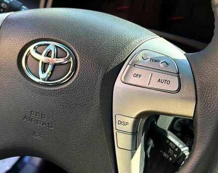 Черный Тойота Камри, объемом двигателя 35 л и пробегом 220 тыс. км за 11200 $, фото 11 на Automoto.ua