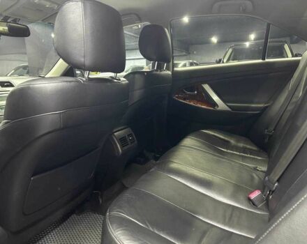 Черный Тойота Камри, объемом двигателя 2.4 л и пробегом 290 тыс. км за 8000 $, фото 19 на Automoto.ua