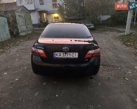 Чорний Тойота Камрі, об'ємом двигуна 2.36 л та пробігом 249 тис. км за 7000 $, фото 2 на Automoto.ua