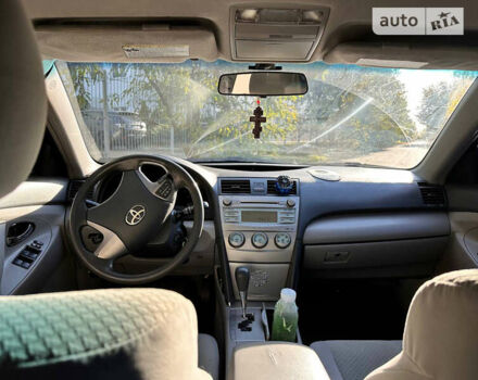 Чорний Тойота Камрі, об'ємом двигуна 2.36 л та пробігом 277 тис. км за 6500 $, фото 2 на Automoto.ua