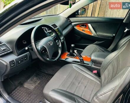 Чорний Тойота Камрі, об'ємом двигуна 2.36 л та пробігом 157 тис. км за 8500 $, фото 6 на Automoto.ua