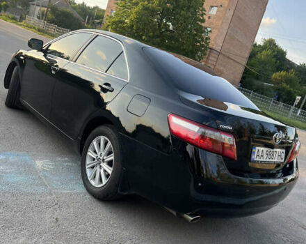 Черный Тойота Камри, объемом двигателя 3.5 л и пробегом 330 тыс. км за 8900 $, фото 5 на Automoto.ua