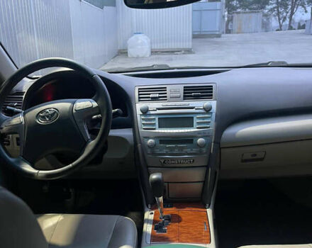 Черный Тойота Камри, объемом двигателя 2.3 л и пробегом 275 тыс. км за 8000 $, фото 9 на Automoto.ua
