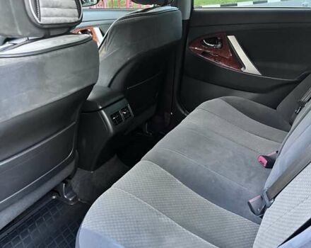Черный Тойота Камри, объемом двигателя 2.36 л и пробегом 189 тыс. км за 12000 $, фото 8 на Automoto.ua