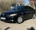 Черный Тойота Камри, объемом двигателя 2.4 л и пробегом 244 тыс. км за 8700 $, фото 2 на Automoto.ua