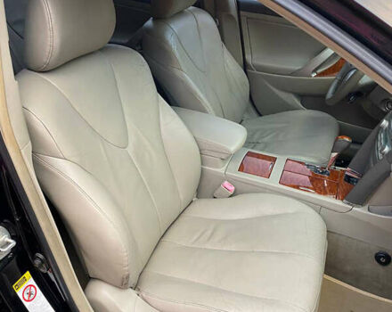 Черный Тойота Камри, объемом двигателя 3.46 л и пробегом 280 тыс. км за 8999 $, фото 12 на Automoto.ua