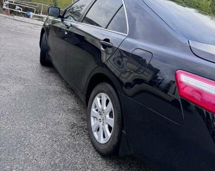 Черный Тойота Камри, объемом двигателя 2.4 л и пробегом 240 тыс. км за 8700 $, фото 3 на Automoto.ua