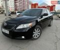Черный Тойота Камри, объемом двигателя 2.4 л и пробегом 287 тыс. км за 7200 $, фото 1 на Automoto.ua
