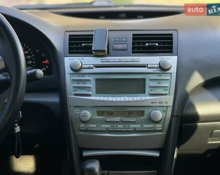 Черный Тойота Камри, объемом двигателя 2.4 л и пробегом 244 тыс. км за 8700 $, фото 15 на Automoto.ua