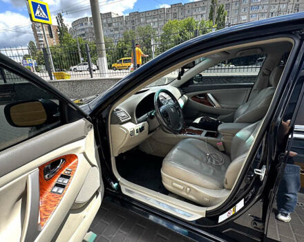 Черный Тойота Камри, объемом двигателя 2.4 л и пробегом 188 тыс. км за 8700 $, фото 7 на Automoto.ua