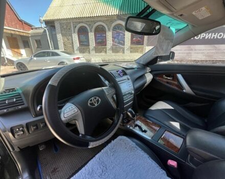 Черный Тойота Камри, объемом двигателя 2.4 л и пробегом 310 тыс. км за 7500 $, фото 12 на Automoto.ua
