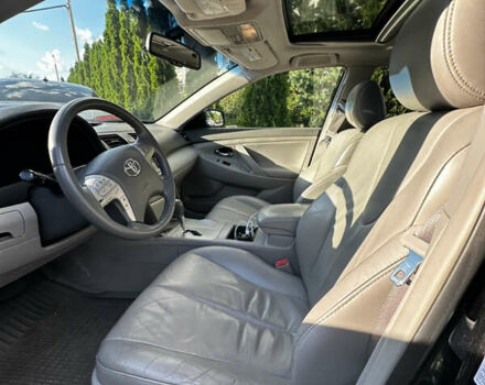 Черный Тойота Камри, объемом двигателя 2.4 л и пробегом 264 тыс. км за 9000 $, фото 6 на Automoto.ua