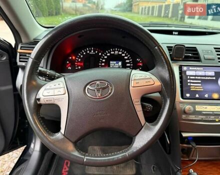 Черный Тойота Камри, объемом двигателя 2.36 л и пробегом 316 тыс. км за 8800 $, фото 25 на Automoto.ua