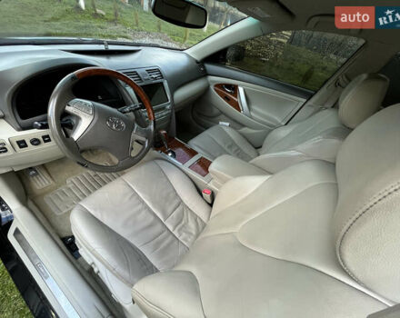 Чорний Тойота Камрі, об'ємом двигуна 3.5 л та пробігом 225 тис. км за 8900 $, фото 8 на Automoto.ua