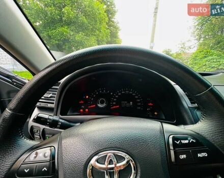 Чорний Тойота Камрі, об'ємом двигуна 2.36 л та пробігом 157 тис. км за 8500 $, фото 15 на Automoto.ua