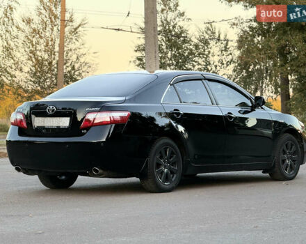 Чорний Тойота Камрі, об'ємом двигуна 3.46 л та пробігом 225 тис. км за 10300 $, фото 4 на Automoto.ua