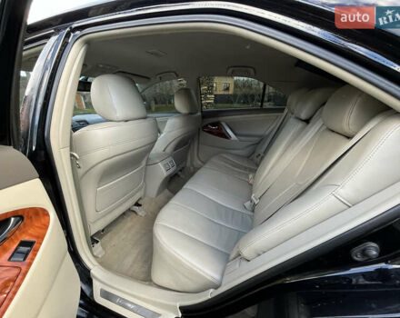 Чорний Тойота Камрі, об'ємом двигуна 3.5 л та пробігом 225 тис. км за 8900 $, фото 9 на Automoto.ua