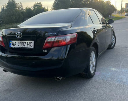 Черный Тойота Камри, объемом двигателя 3.5 л и пробегом 330 тыс. км за 8900 $, фото 3 на Automoto.ua