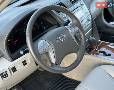 Черный Тойота Камри, объемом двигателя 2.4 л и пробегом 134 тыс. км за 11900 $, фото 75 на Automoto.ua