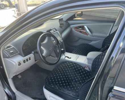 Тойота Камри 2008 в Харькове на Automoto.ua Черный Тойота Камри, объемом двигателя 2.4 л и пробегом 320 тыс. км за 8700 $, фото 7 на Automoto.ua