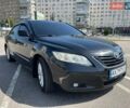 Черный Тойота Камри, объемом двигателя 2.36 л и пробегом 260 тыс. км за 9200 $, фото 1 на Automoto.ua