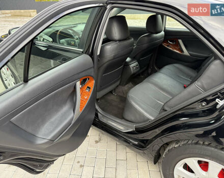 Черный Тойота Камри, объемом двигателя 3.5 л и пробегом 246 тыс. км за 11000 $, фото 38 на Automoto.ua