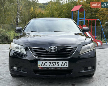 Черный Тойота Камри, объемом двигателя 3.5 л и пробегом 246 тыс. км за 11000 $, фото 4 на Automoto.ua
