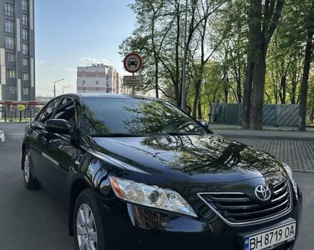 Черный Тойота Камри, объемом двигателя 2.36 л и пробегом 189 тыс. км за 12000 $, фото 1 на Automoto.ua