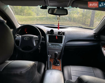 Черный Тойота Камри, объемом двигателя 2.36 л и пробегом 164 тыс. км за 8900 $, фото 17 на Automoto.ua