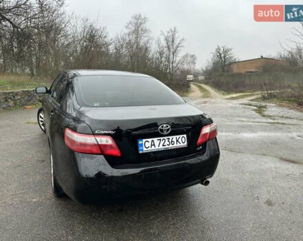 Черный Тойота Камри, объемом двигателя 2.4 л и пробегом 232 тыс. км за 6850 $, фото 4 на Automoto.ua
