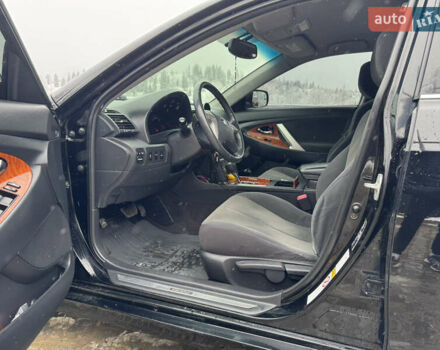 Чорний Тойота Камрі, об'ємом двигуна 2.4 л та пробігом 260 тис. км за 10500 $, фото 9 на Automoto.ua