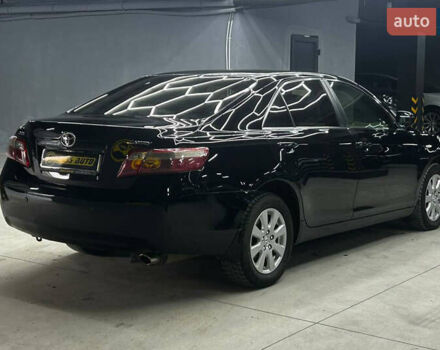 Тойота Камри 2008 в Черновцах на Automoto.ua Черный Тойота Камри, объемом двигателя 2.36 л и пробегом 290 тыс. км за 8000 $, фото 5 на Automoto.ua