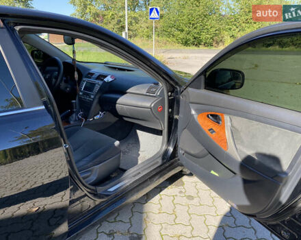 Черный Тойота Камри, объемом двигателя 2.4 л и пробегом 344 тыс. км за 7700 $, фото 8 на Automoto.ua