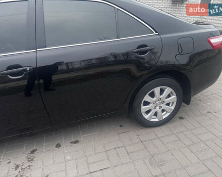 Чорний Тойота Камрі, об'ємом двигуна 3.5 л та пробігом 70 тис. км за 16500 $, фото 4 на Automoto.ua