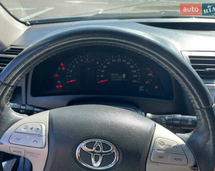 Чорний Тойота Камрі, об'ємом двигуна 2.36 л та пробігом 228 тис. км за 8200 $, фото 13 на Automoto.ua